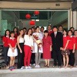 คุณปอย ตรีชฎาและคณะจากบริษัท เฟอร์ฟู จำกัดเข้าเยี่ยมชมศูนย์วิจัยสุขภาพและความงาม มาโนเซ่