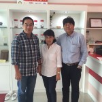 ภก. บุญฤทธิ์ กิจเจริญโรจน์ กรรมการผู้จัดการ บริษัท ศิริบัญชา จำกัด  เข้าเยี่ยมชมศูนย์วิจัยสุขภาพและความงาม มาโนเซ่