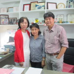 ภญ. เนาวรัตน์ สนั่นพานิชกุล บริษัท โอโอทรี บิวตีเซ็นเตอร์ จำกัด  เข้าเยี่ยมชมศูนย์วิจัยสุขภาพและความงาม มาโนเซ่