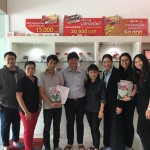 คุณพิมพ์ภิดา วิชญพิม์จุฬา ผู้ประสานงานโครงการการพัฒนาผลิตภัณฑ์ Innovative House สกว. พร้อมคณะได้นำคุณเรวดี เกตุแก้ว(ผู้ประกอบการ)และคณะ เข้าเยี่ยมชมศูนย์วิจัยสุขภาพและความงาม มาโนเซ่